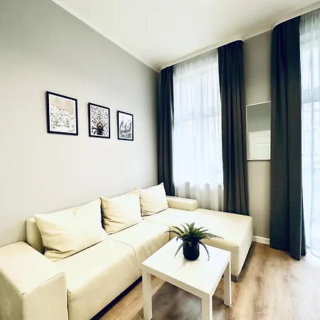 Studio Mololo Z Balkonem Apartament *