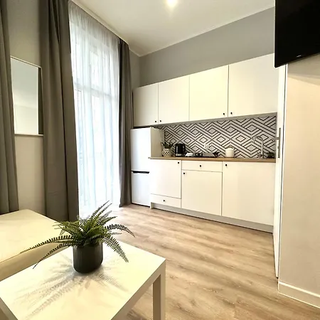 Studio Mololo Z Balkonem Apartament